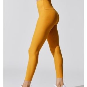 BEYOND YOGA - HIGH WAISTED LEGGINGS (S)